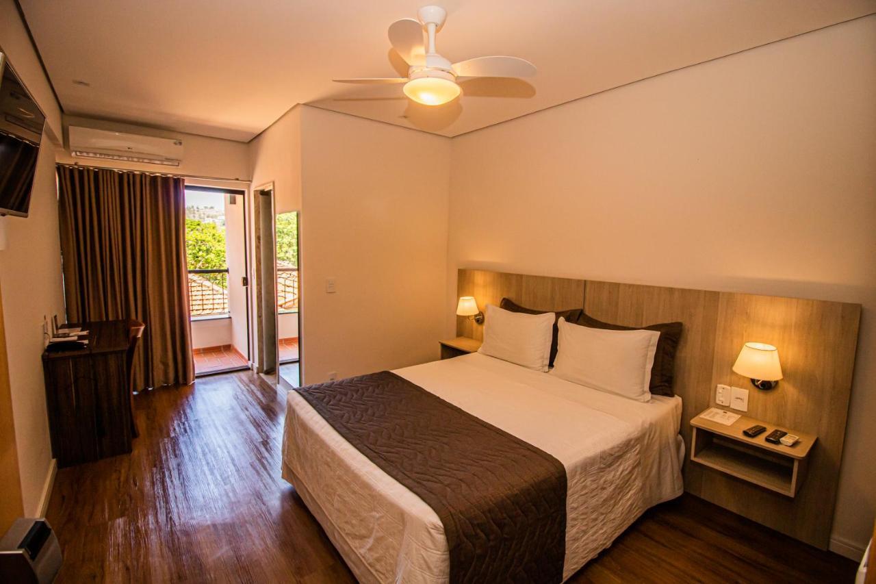 Prado Hotel Amparo  Exterior photo